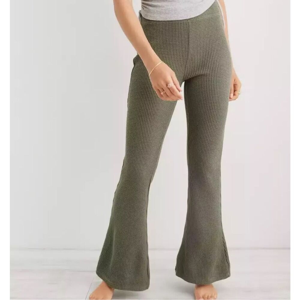 Aerie waffle knit stretchy flare pants size medium
